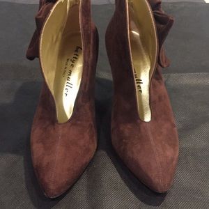 Brand new Bettye Muller suede ankle booties